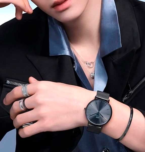 Стальной открытый браслет Daniel Wellington Classic-Bracelet-Black-Large