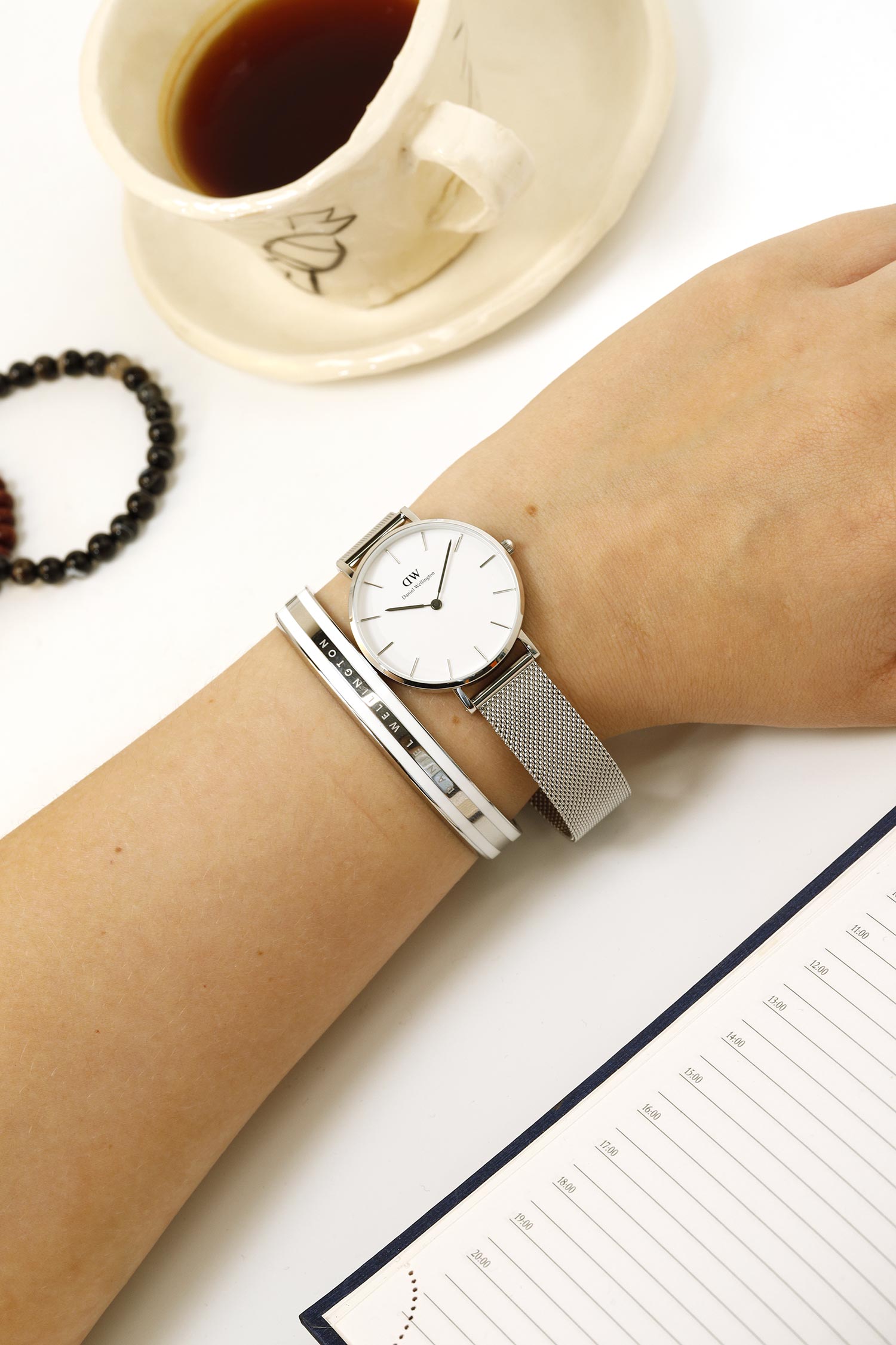 Наручные часы Daniel Wellington Petite 32 Sterling S White