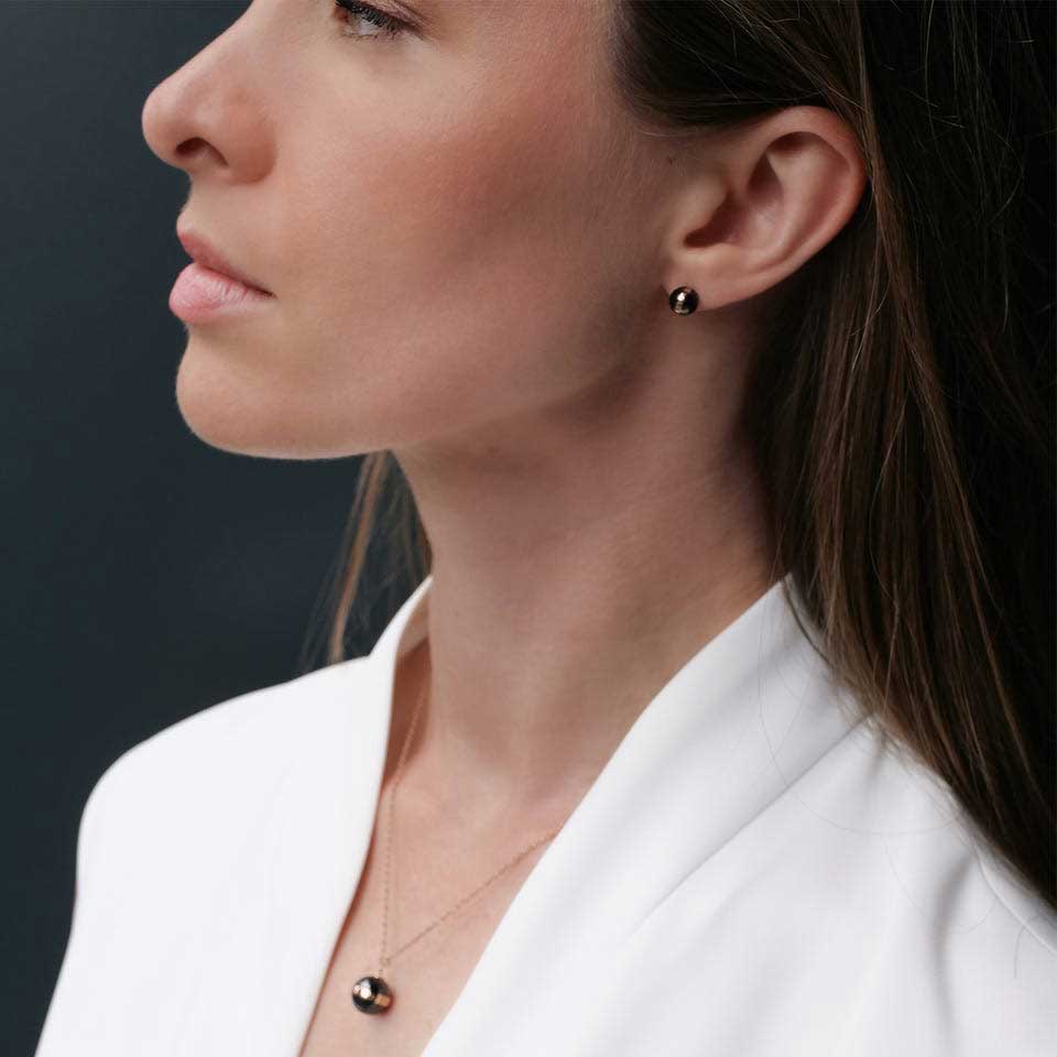Серьги пусеты-гвоздики из керамики Daniel Wellington Aspiration-Earrings-Black-RG