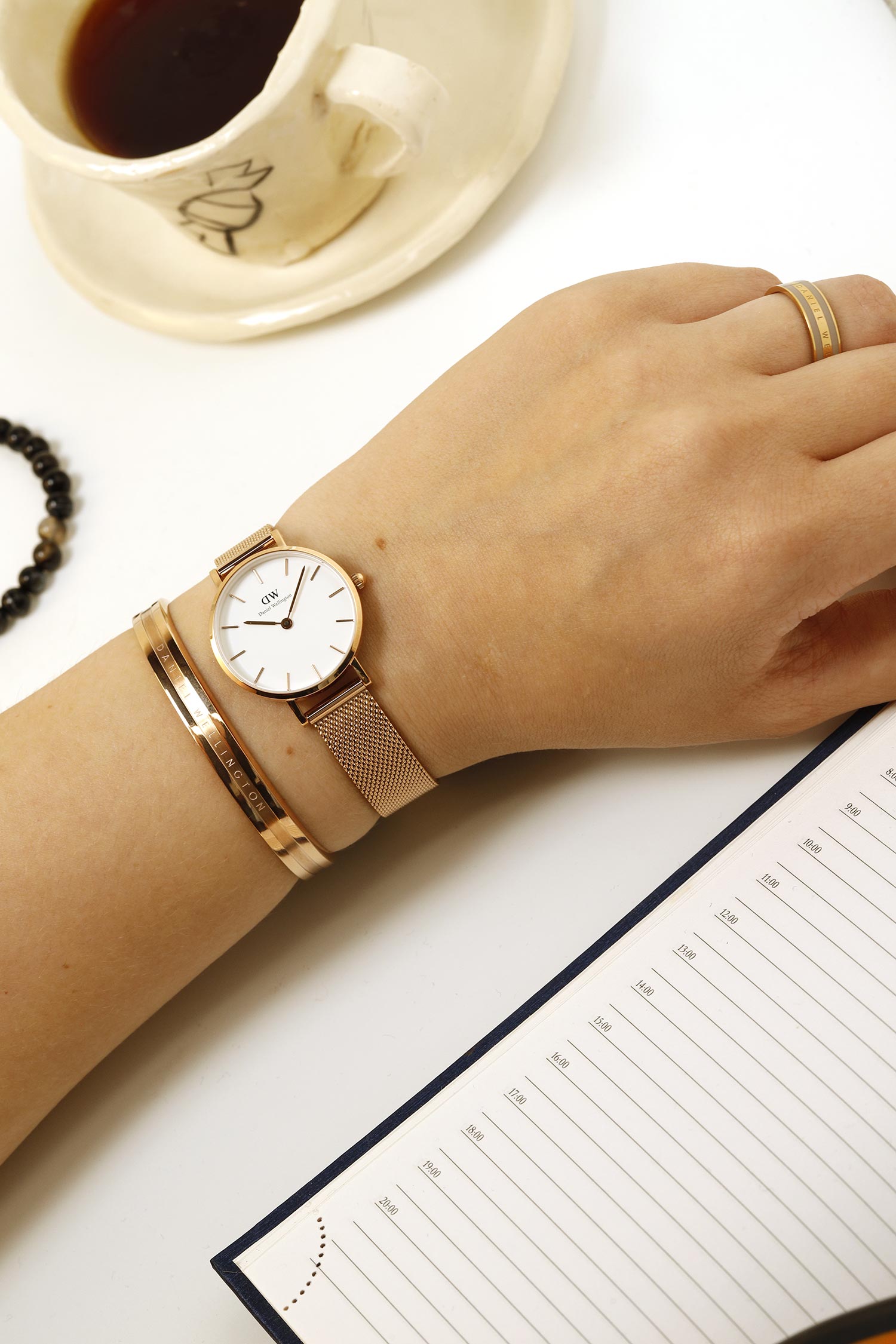 Наручные часы Daniel Wellington Petite 28 Melrose RG White